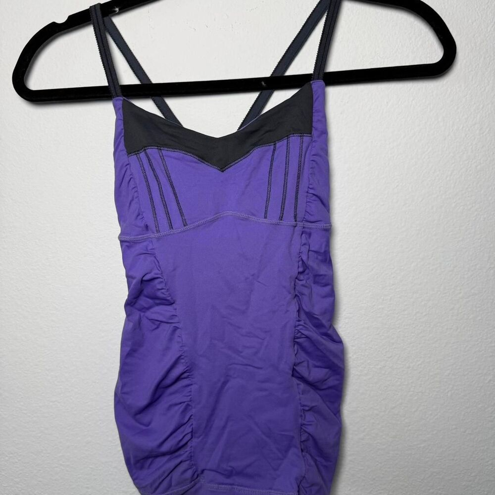 Lululemon Women's Purple Tank D42